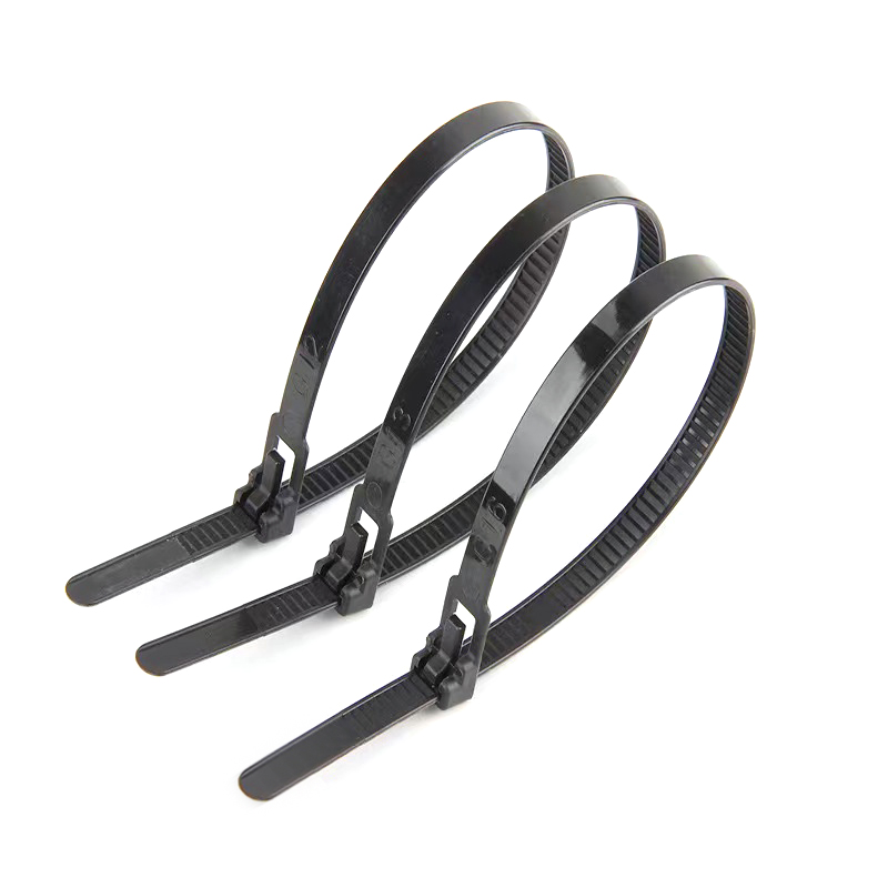 iCAN - Lot de 100 attaches de câble en nylon réutilisables 150 mm, noir
