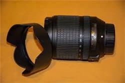 Nikon AF-S DX NIKKOR 18-140mm f/3.5-5.6G ED VR Lens | F Mount Lens / DX Format | 27-210mm (35mm Equivalent) | Aperture Range: f