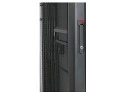 Abri SCHNEIDER AV 42U 600 mm de large x 825 mm de profondeur