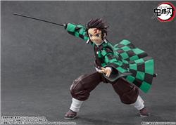 BANDAI S.H.Figuarts Tanjiro Kamado "Demon Slayer: Kimetsu no Yaiba"