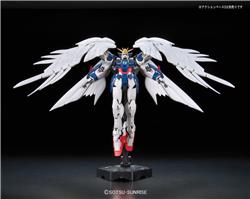 BANDAI Spirits Hobby RG 1/144 #17  Wing Gundam Zero (EW), 'Gundam Wing: Endless Waltz' Model Kit