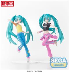 SEGA Hatsune Miku x Love and Berry Dress Up and Dance