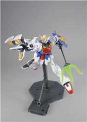 BANDAI Hobby MG 1/100 Shenlong Gundam (EW) 'Gundam Wing: Endless Waltz' Model kit