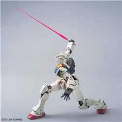 BANDAI Hobby HG 1/144 RX-78-2 Gundam (Beyond Global) Model Kit