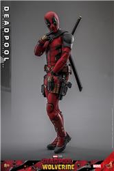 Hot Toys Movie Masterpiece Sixth Scale Deadpool & Wolverine - Deadpool