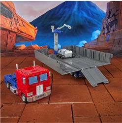 Hasbro Transformers Studio Series Commander Class Optimus Prime The Transformers: The Movie 86-31 Action Figure