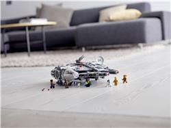 LEGO Star Wars: The Rise of Skywalker Millennium Falcon 75257 Building