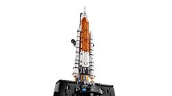 LEGO Technic NASA Artemis Space Launch System Rocket 42221