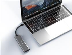 Blueendless  M2815SN Aluminum Alloy Dual Protocol free tool External  Type C USB 3.1 10Gbps M.2 NVMe & 5Gbps NGFF SSD Enclosure