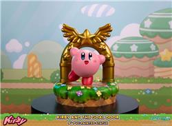 First4Figures Kirby™ - Kirby and the Goal Door