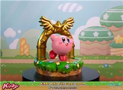 First4Figures Kirby™ - Kirby and the Goal Door