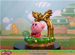 First4Figures Kirby™ - Kirby and the Goal Door