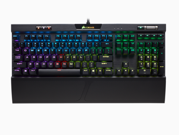 Corsair (K70 RGB MK.2) - Clavier de jeu mécanique Cherry MX Brown(Open Box)