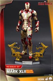 Hot Toys Iron Man 3 Mark XLII (Deluxe Version) 1/4 Quarter Scale Collectible Figure