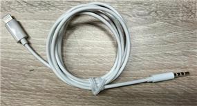 iCAN - [MFi Certified] Lightning to 3.5mm Audio Cable - 1 Meter/3.3ft