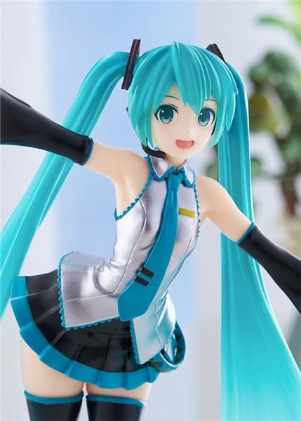 Good Smile Company POP UP PARADE Hatsune Miku: Translucent Color Ver. Statue