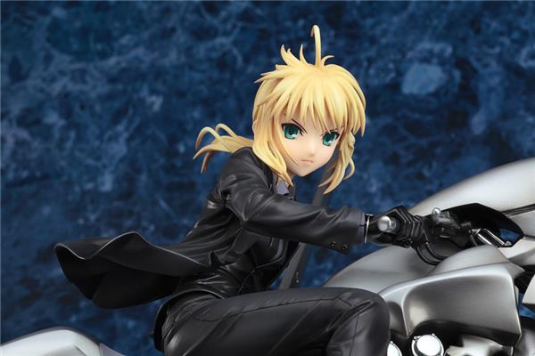 Good Smile Company 1/8 Scale Saber & Saber Motored Cuirassier (3rd-Run) "Fate/Zero" Figure