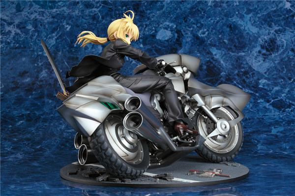 Good Smile Company 1/8 Scale Saber & Saber Motored Cuirassier (3rd-Run) "Fate/Zero" Figure