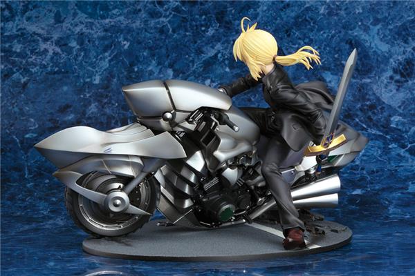 Good Smile Company 1/8 Scale Saber & Saber Motored Cuirassier (3rd-Run) "Fate/Zero" Figure