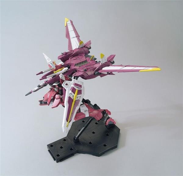 BANDAI Hobby MG 1/100 Justice Gundam 'Gundam SEED' Model kit