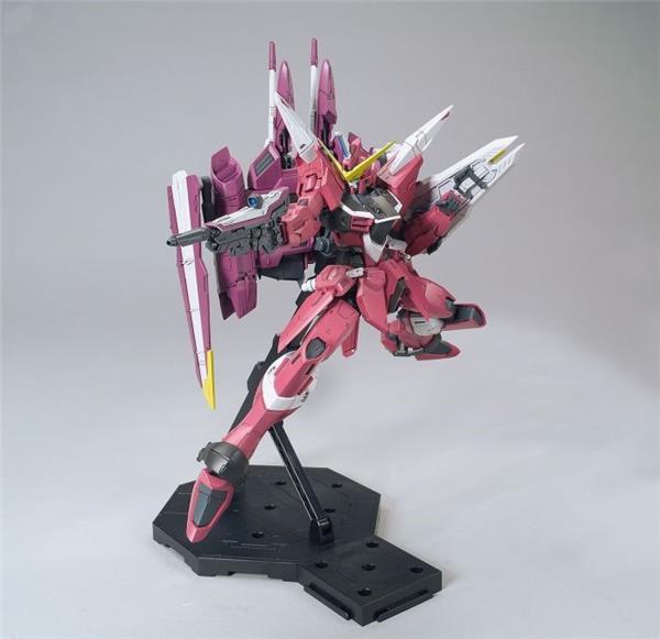 BANDAI Hobby MG 1/100 Justice Gundam 'Gundam SEED' Model kit