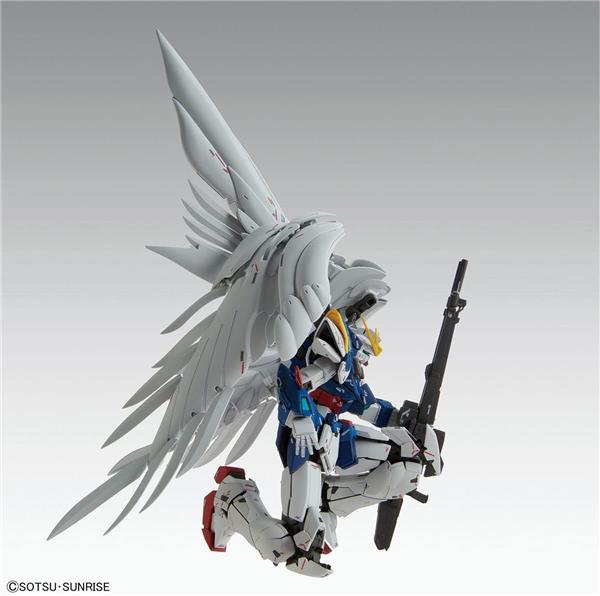 BANDAI Hobby MG 1/100 Wing Gundam Zero (EW) Ver.Ka 'Gundam W: Endless Waltz' Model kit