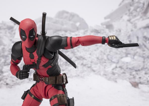 BANDAI Tamashii S.H.Figuarts Deadpool (DEADPOOL & WOLVERINE) Action Figure (SHF Figuarts)