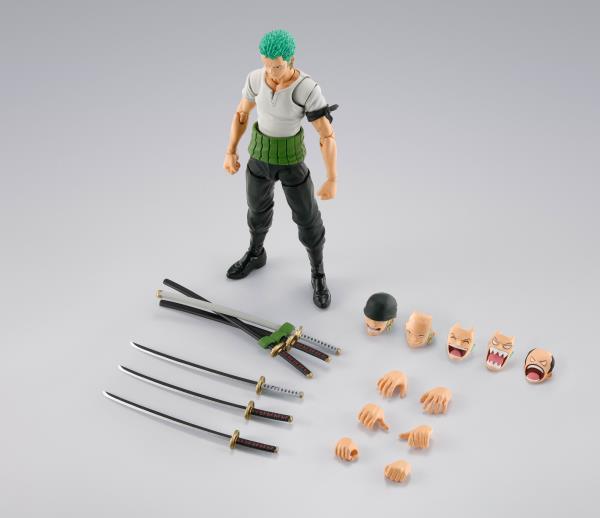 BANDAI Tamashii S.H.Figuarts RORONOA ZORO -ROMANCE DAWN- "ONE PIECE" Action Figure (SHF Figuarts)