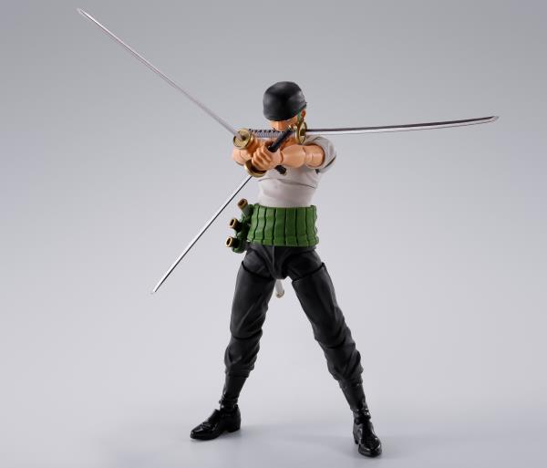 BANDAI Tamashii S.H.Figuarts RORONOA ZORO -ROMANCE DAWN- "ONE PIECE" Action Figure (SHF Figuarts)