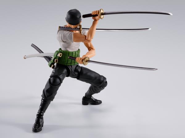 BANDAI Tamashii S.H.Figuarts RORONOA ZORO -ROMANCE DAWN- "ONE PIECE" Action Figure (SHF Figuarts)