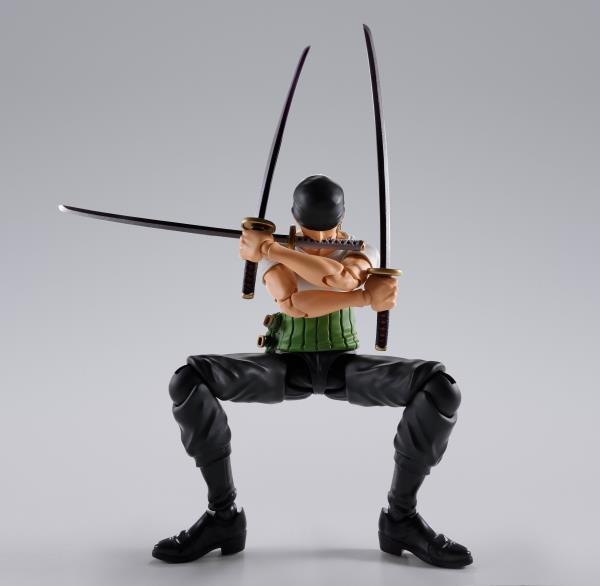 BANDAI Tamashii S.H.Figuarts RORONOA ZORO -ROMANCE DAWN- "ONE PIECE" Action Figure (SHF Figuarts)