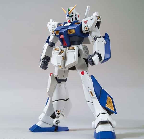 BANDAI Hobby MG 1/100 Gundam NT-1 (Ver 2.0) 'Gundam 0080' Model kit