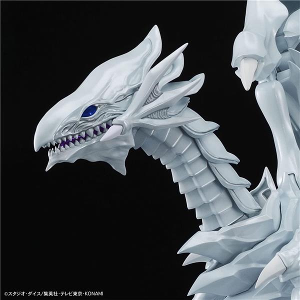 BANDAI Hobby Figure-rise Standard Amplified Blue-Eyes White Dragon "Yu-Gi-Oh!!" Model kit