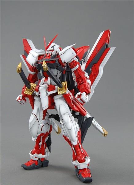 BANDAI Hobby MG 1/100 Gundam Astray Red Frame Revise Kai Custom 'Gundam SEED Astray' Model kit