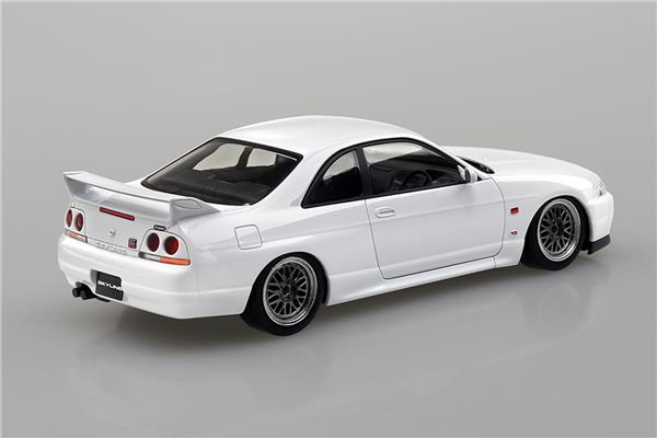 Aoshima 1/32 SNAP KIT #15-SP3 Nissan R33 Skyline GT-R Custom Wheel (White) Model Kit