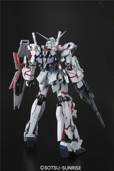 BANDAI Hobby MG 1/100 Unicorn Gundam ' Gundam UC ' Model kit