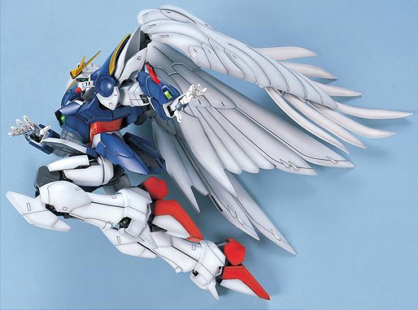 BANDAI Hobby PG 1/60 Wing Gundam Zero (EW) "Gundam Wing: Endless Waltz"  Model Kit