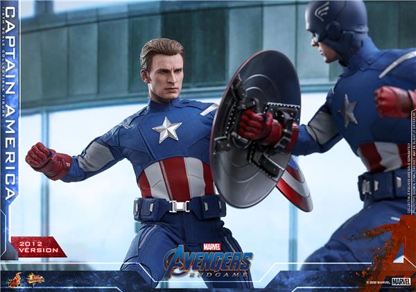 Hot Toys Avengers: Endgame Captain America (2012 Version) 1/6 Sixth Scale Collectible Figure