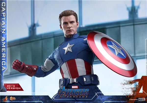 Hot Toys Avengers: Endgame Captain America (2012 Version) 1/6 Sixth Scale Collectible Figure