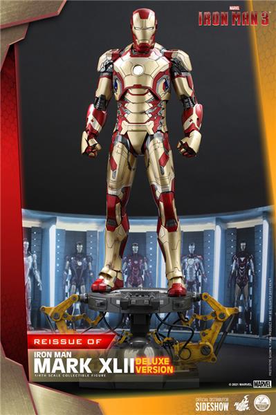 Hot Toys Iron Man 3 Mark XLII (Deluxe Version) 1/4 Quarter Scale Collectible Figure