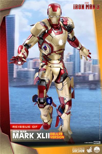 Hot Toys Iron Man 3 Mark XLII (Deluxe Version) 1/4 Quarter Scale Collectible Figure