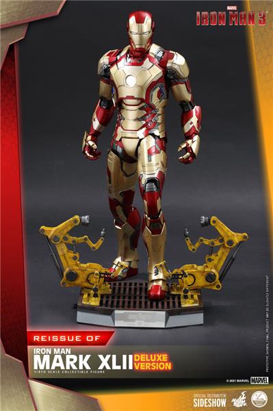 Hot Toys Iron Man 3 Mark XLII (Deluxe Version) 1/4 Quarter Scale Collectible Figure