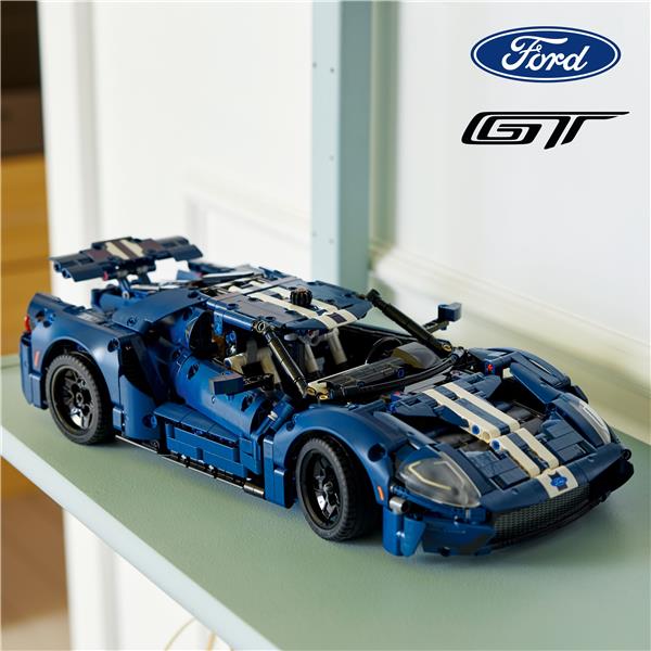 LEGO Technic 2022 Ford GT Car Model Set for Adults 42154