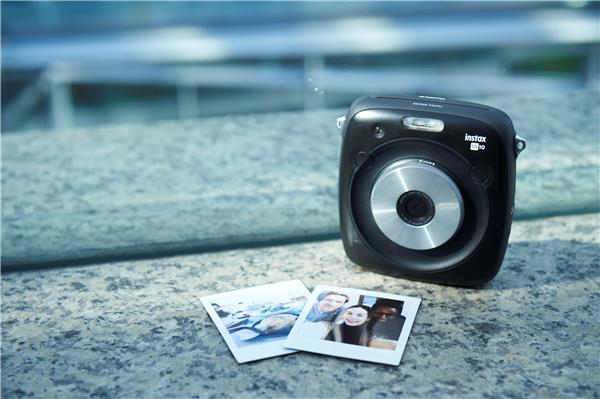 FUJIFILM Instax Square SQ10 - Instant Film Camera (Black) | Canada