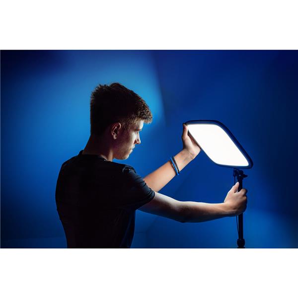 Elgato Key Light - Professional 2800 lumens Studio Light