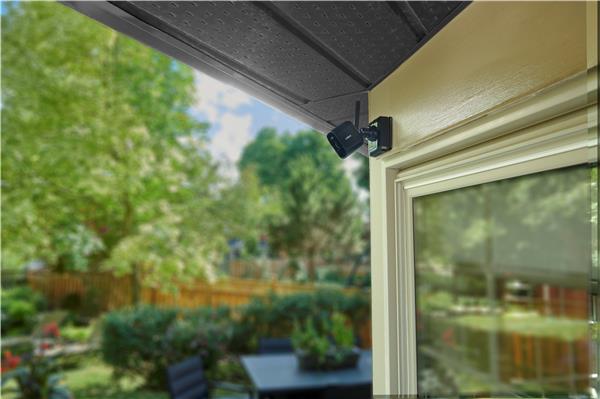 Lorex 4K Spotlight Outdoor Battery Security Camera ( U855AAB-E), Black