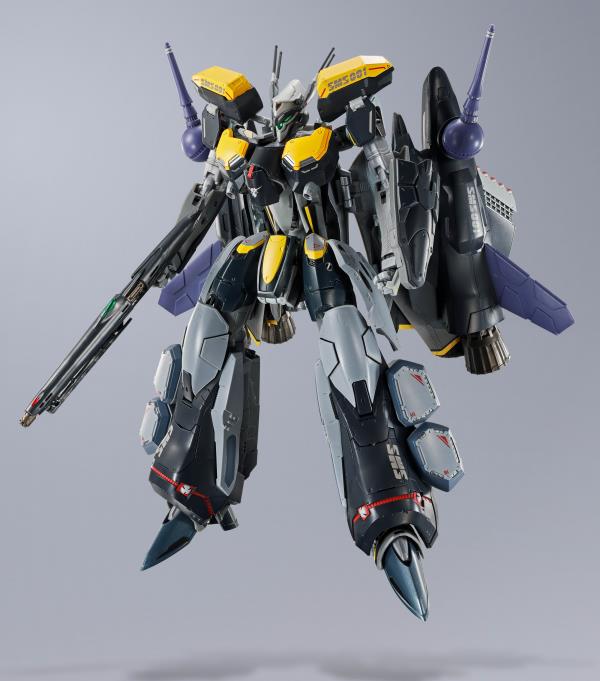 BANDAI Tamashii DX CHOGOKIN VF-25S Armored Messiah Valkyrie (Ozma Lee use) Revival Ver. "Macross Frontier" Action Figure