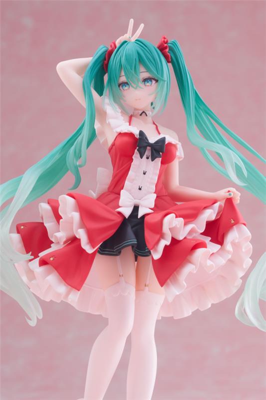 TAITO Hatsune Miku Figure - Fashion (Lolita Ver.)