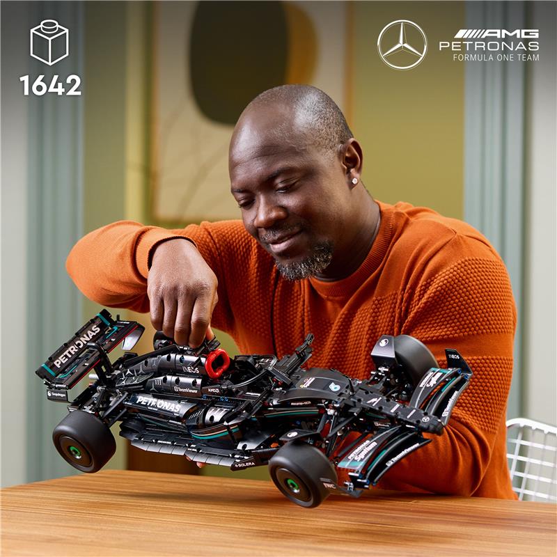 LEGO Technic Mercedes-AMG F1 W14 E Performance Model Car