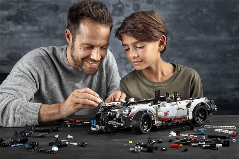 LEGO Technic Porsche 911 RSR 42096 Building Kit 1580 Pieces Canada Computers Electronics